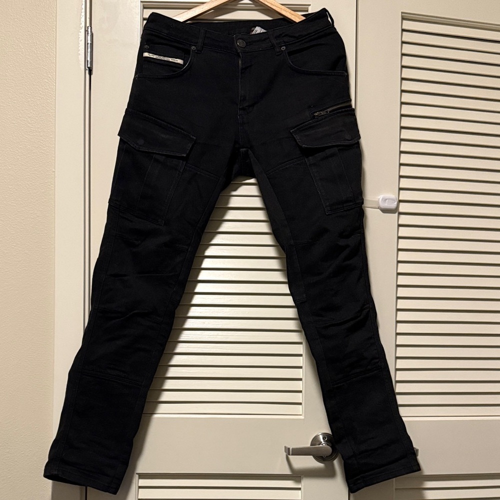 John Doe Men Black Cargo Pants